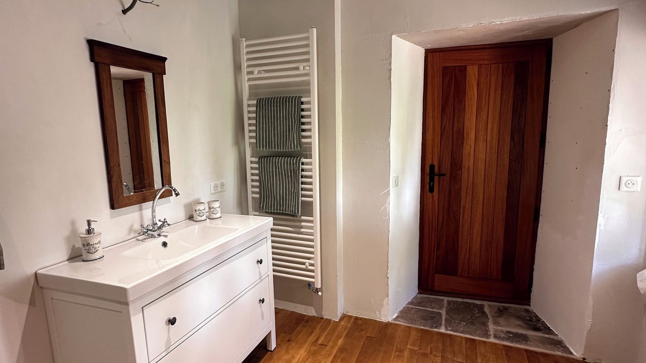 Photo of Bathroom in Francourt