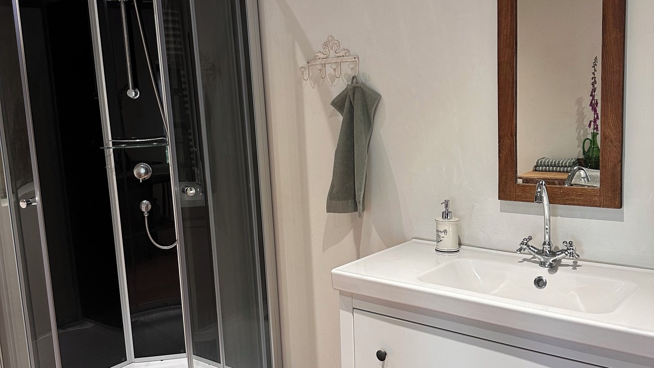 Photo of Bathroom in Francourt