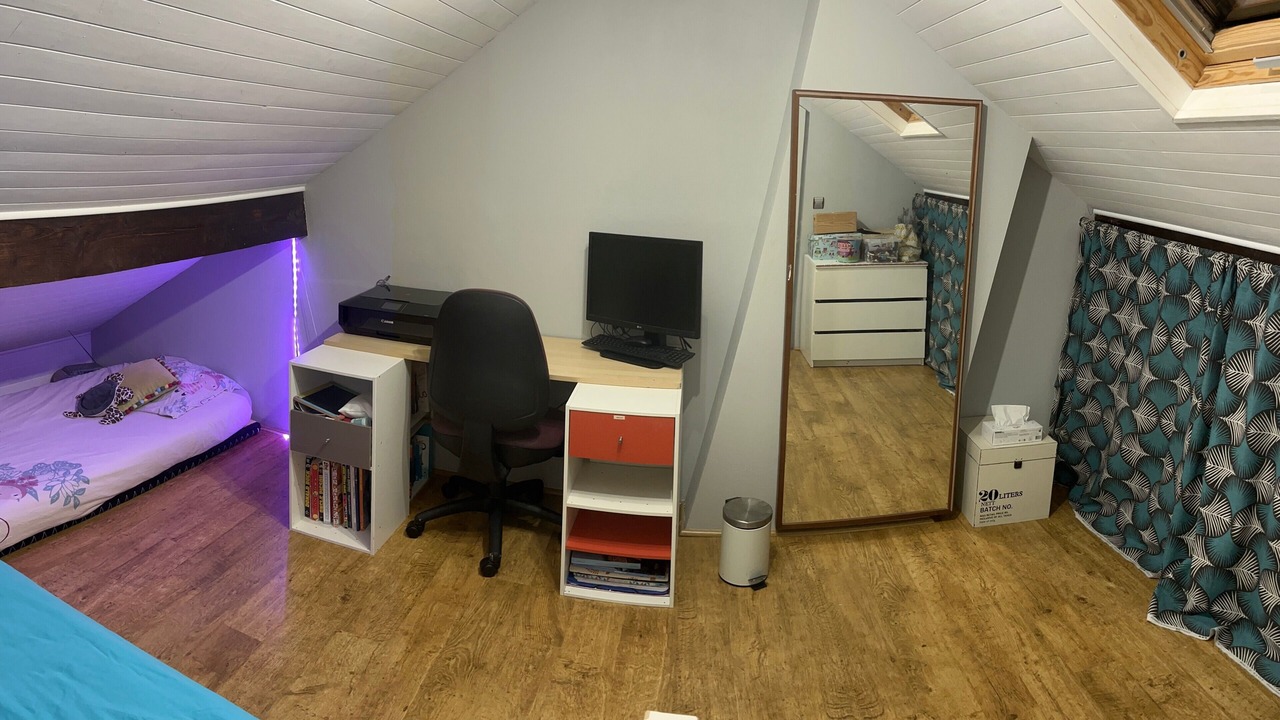 Photo of Bedroom in Sainte-Genevieve-des-Bois