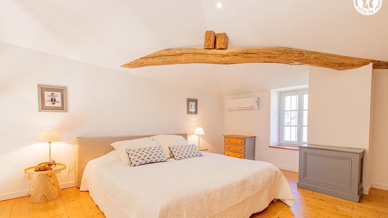 Photo of Bedroom in Montagny-sur-Grosne