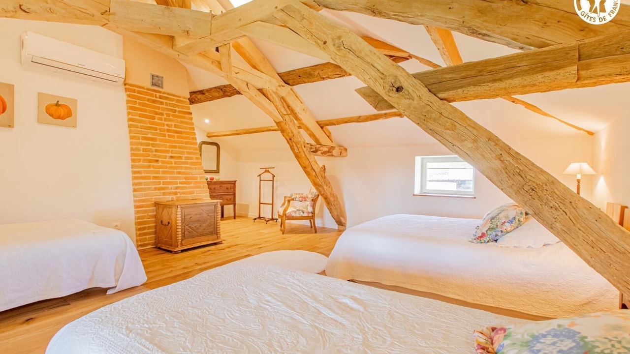 Photo of Bedroom in Montagny-sur-Grosne