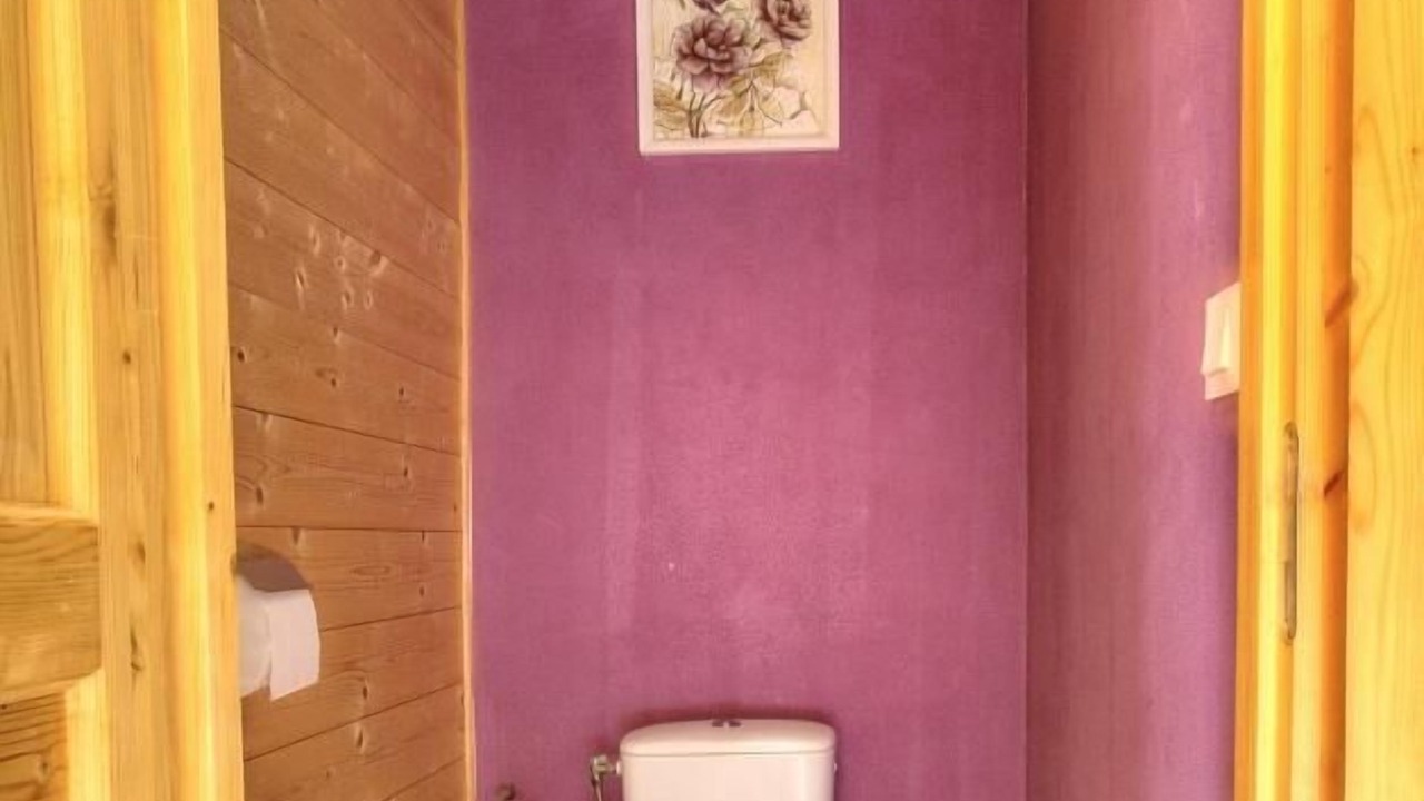 Photo of Bathroom in Fleurie