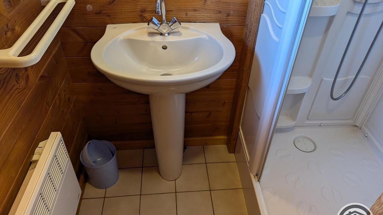 Photo of Bathroom in Saint-Clement-de-Vers