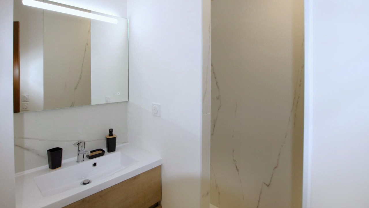 Photo of Bathroom in Puy-Saint-Martin