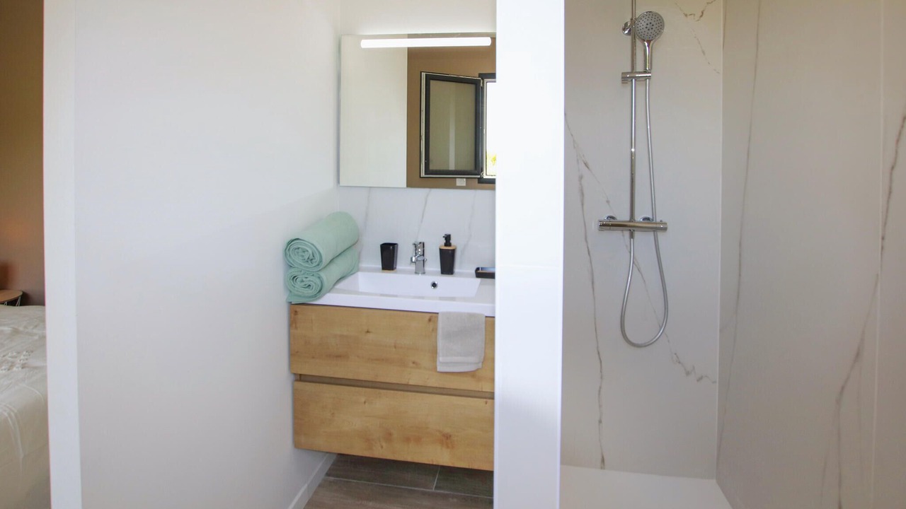 Photo of Bathroom in Puy-Saint-Martin