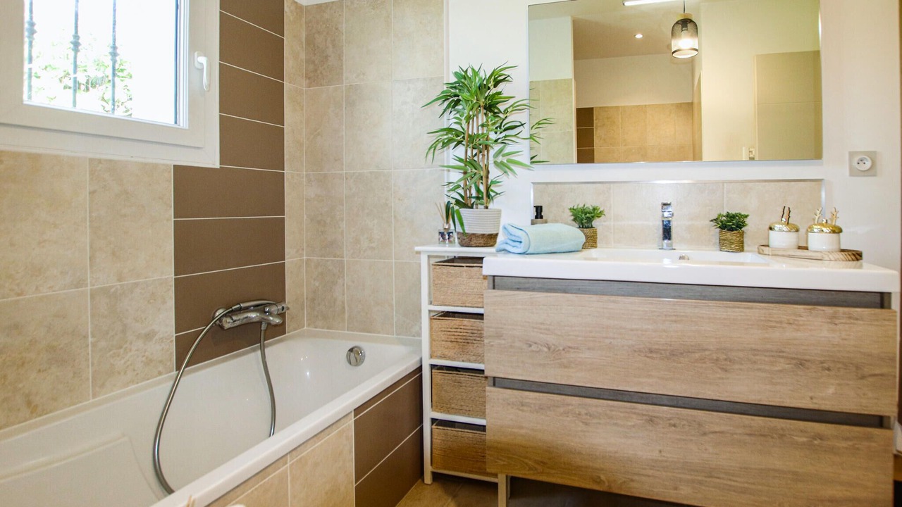 Photo of Bathroom in Mormoiron