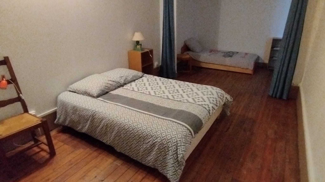 Photo of Bedroom in Autun