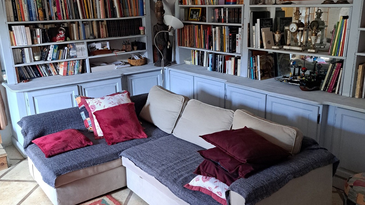 Photo of Livingroom in Eygluy-Escoulin