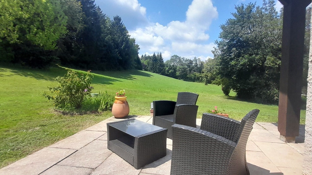 Photo of Patio Balcony in Ney
