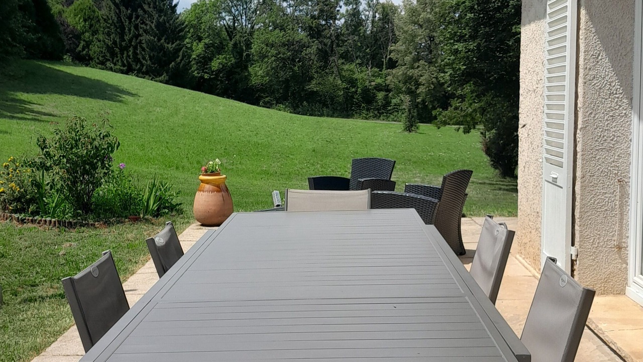 Photo of Outdoor in Ney