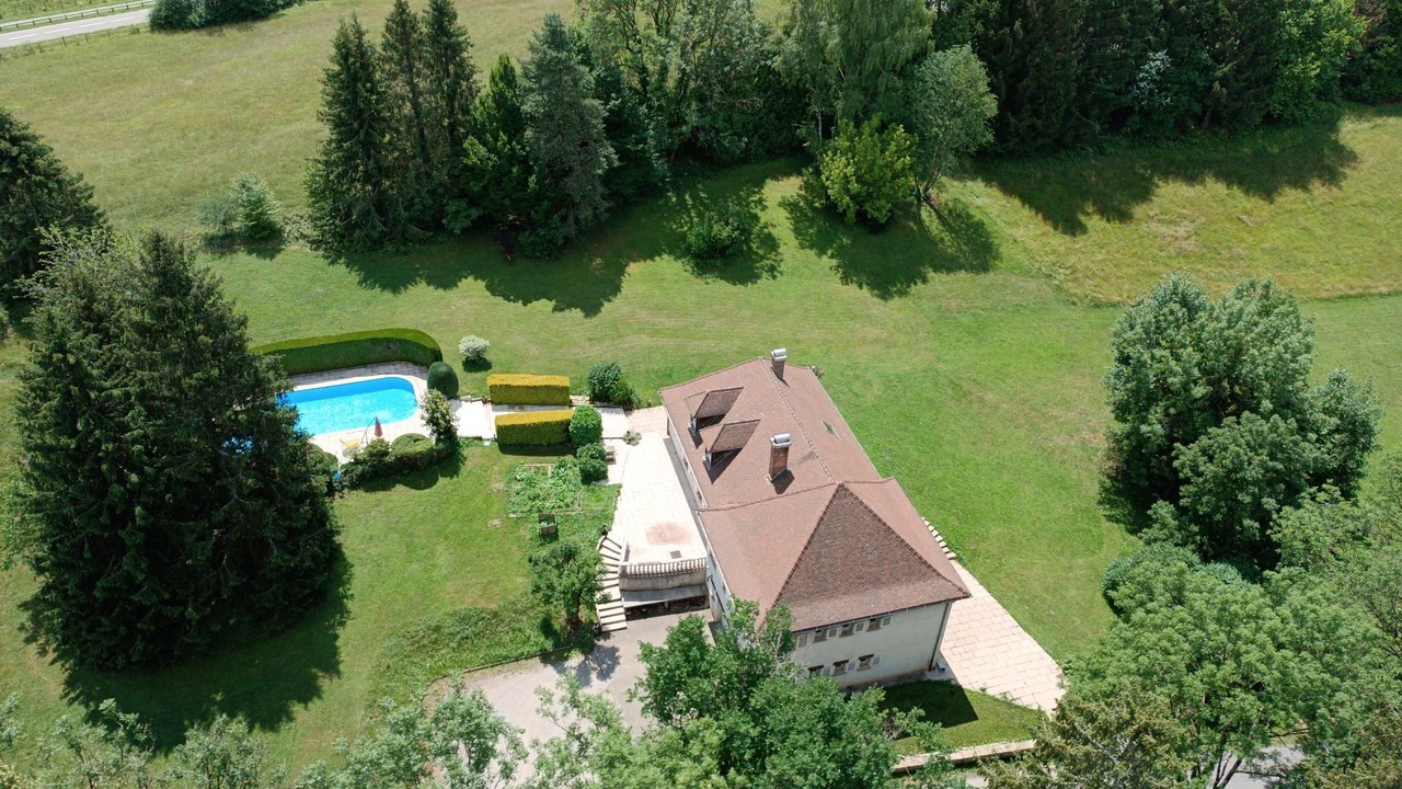 Photo of Outdoor in Ney