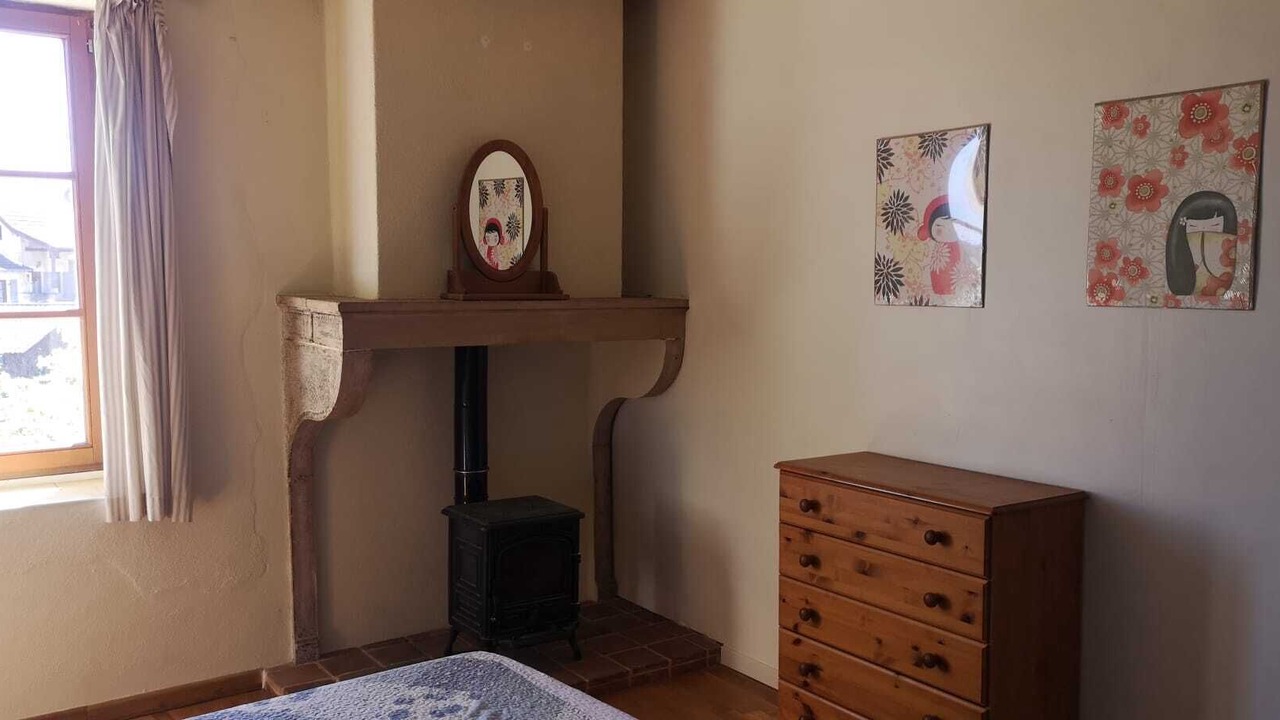 Photo of Bedroom in Martailly-Les-Brancion