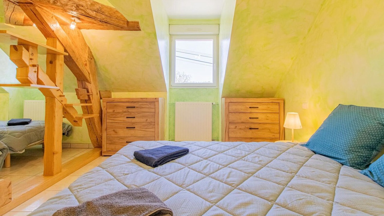 Photo of Bedroom in Montagny-les-Buxy