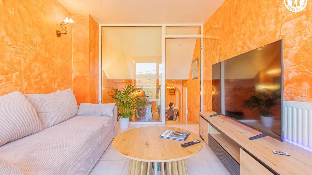 Photo of Livingroom in Montagny-les-Buxy