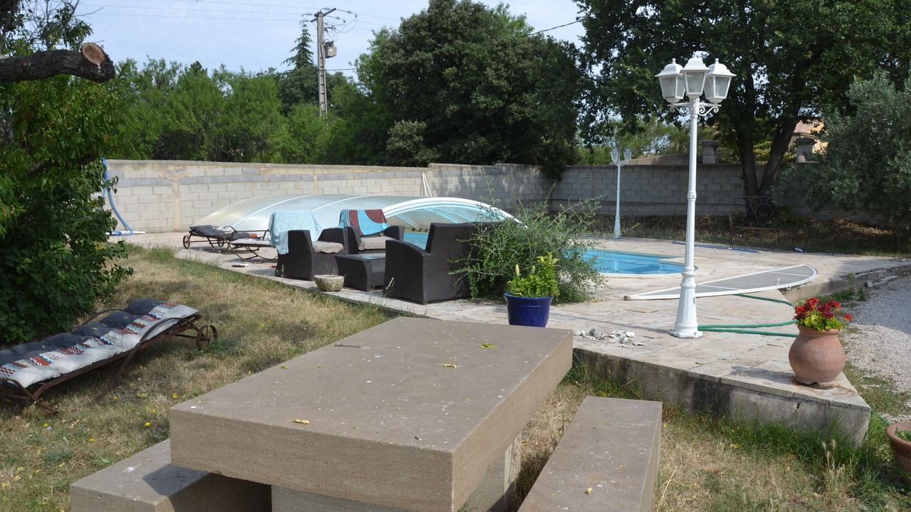 Photo of Outdoor in Saint-Pierre-de-Vassols