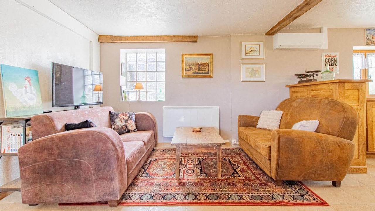 Photo of Livingroom in Dampierre-en-Bresse