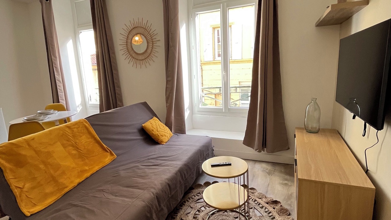 Photo of Bedroom in Bourg-de-Peage
