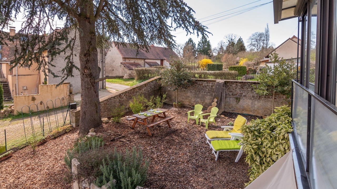 Photo of Outdoor in Collonge-en-Charollais