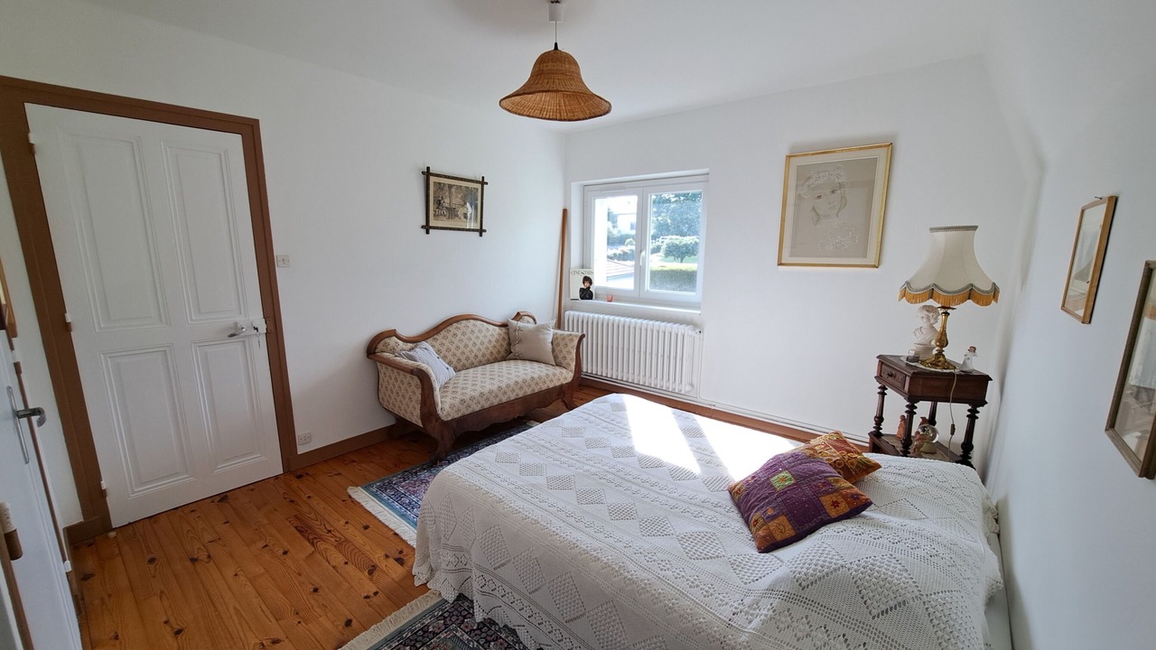Photo of Bedroom in Usson-en-Forez