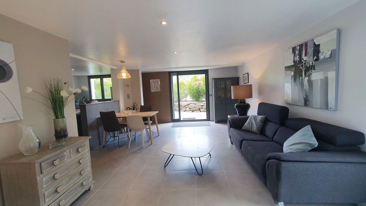 Photo of Livingroom in Saint-Vincent-de-Barres
