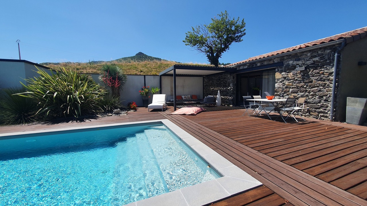 Photo of Outdoor in Saint-Vincent-de-Barres