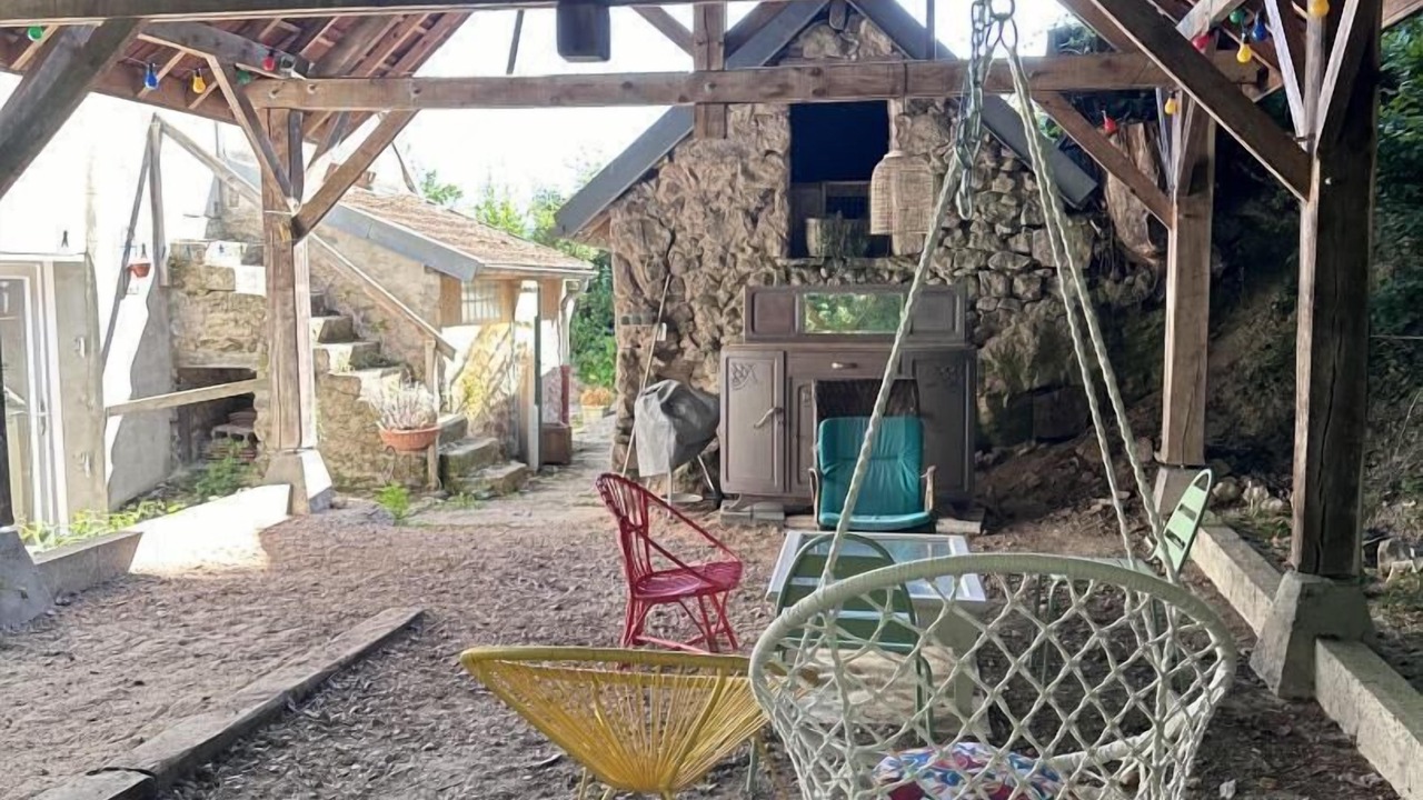 Photo of Patio Balcony in Mesvres