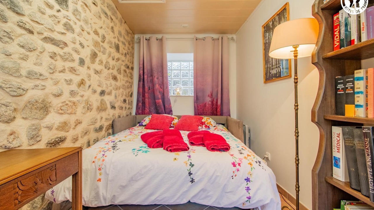 Photo of Bedroom in Mesvres