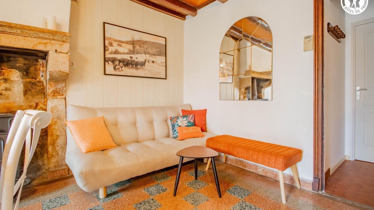 Photo of Livingroom in Mesvres
