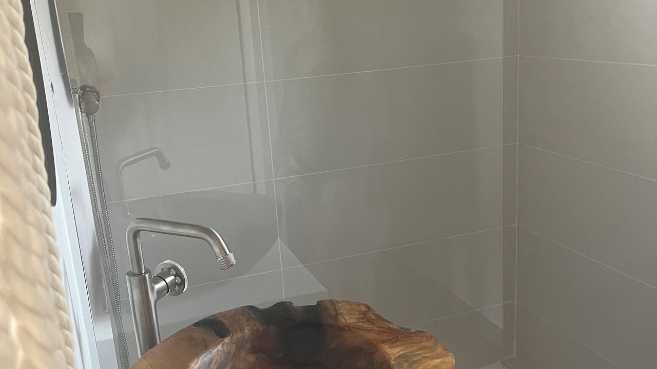 Photo of Bathroom in Saint-Pierre-de-Vassols