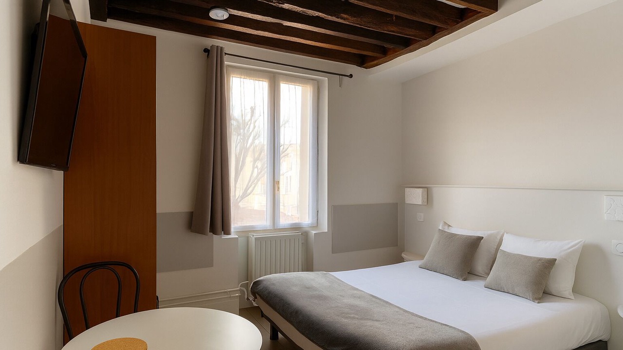 Photo of Bedroom in Arcueil