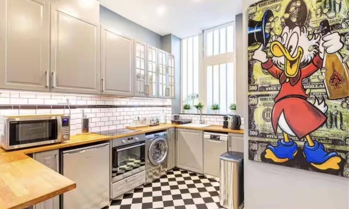 Photo of Kitchen in Combat