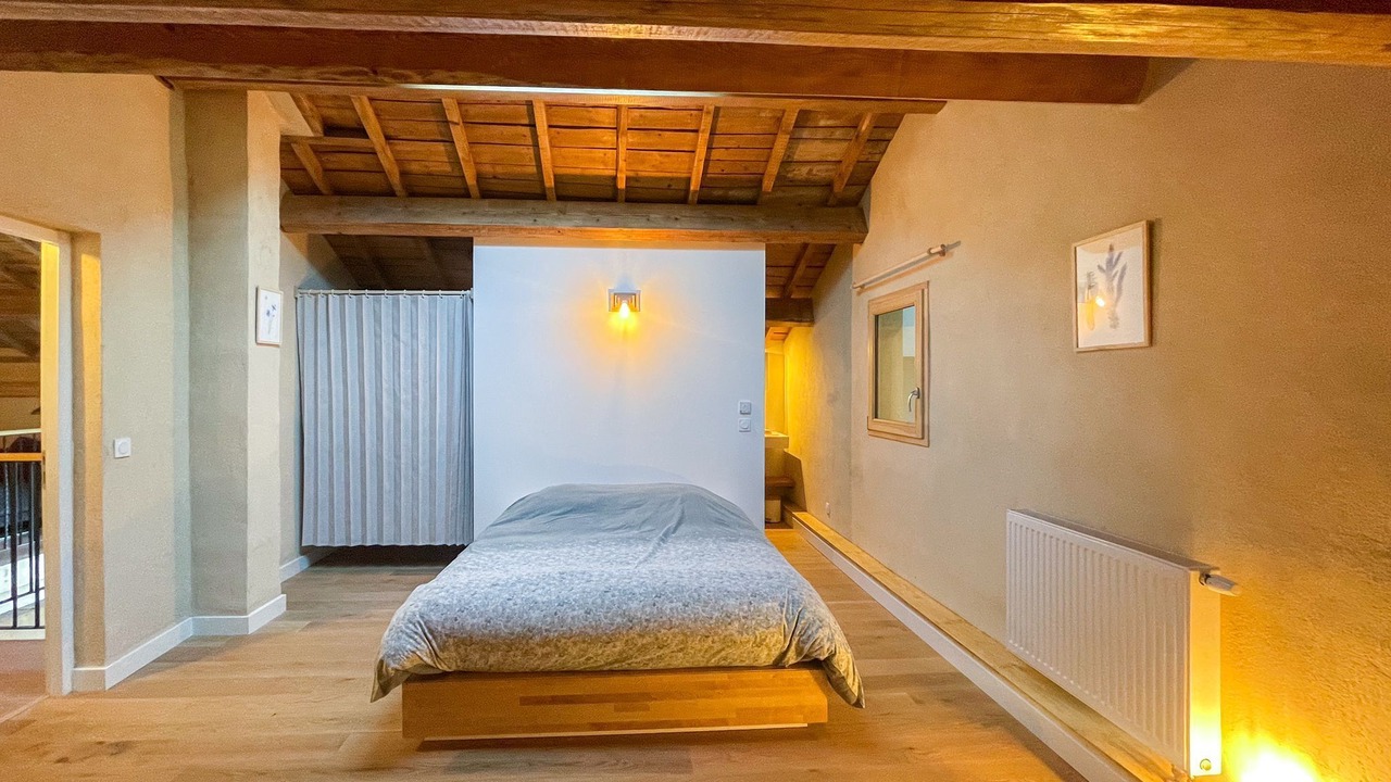 Photo of Bedroom in Saint-Barthelemy-Grozon