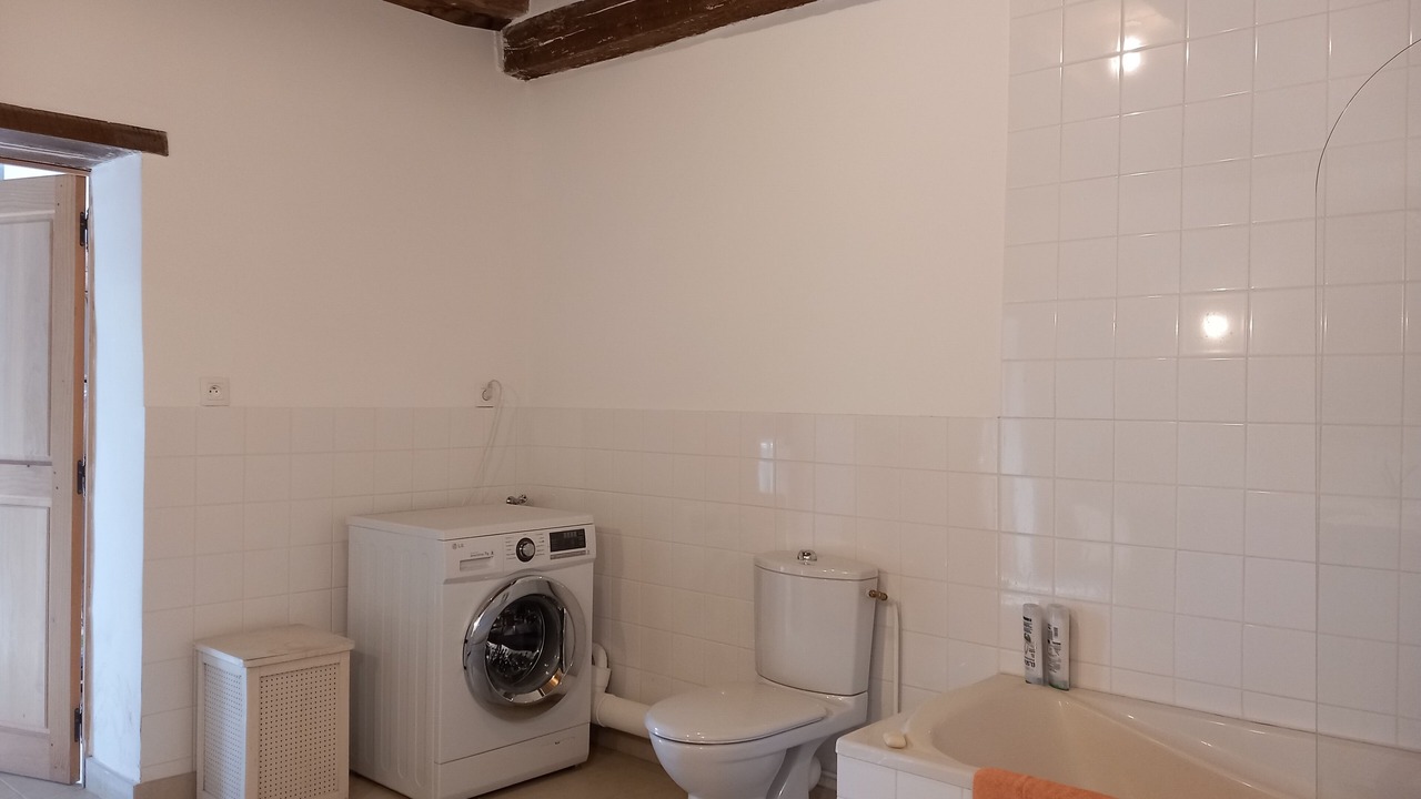 Photo of Bathroom in Saint-Benin-d'Azy