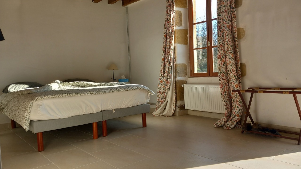 Photo of Bedroom in Saint-Benin-d'Azy