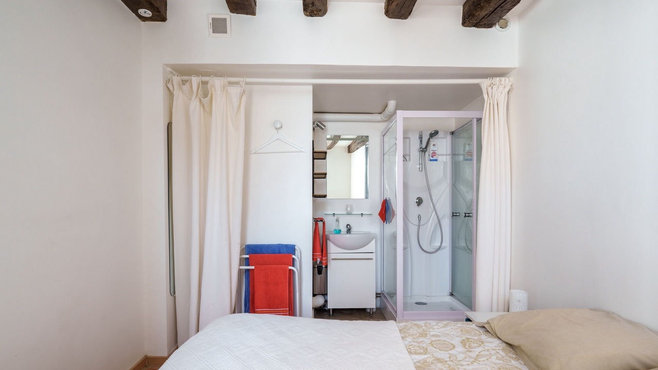 Photo of Bedroom in Avallon