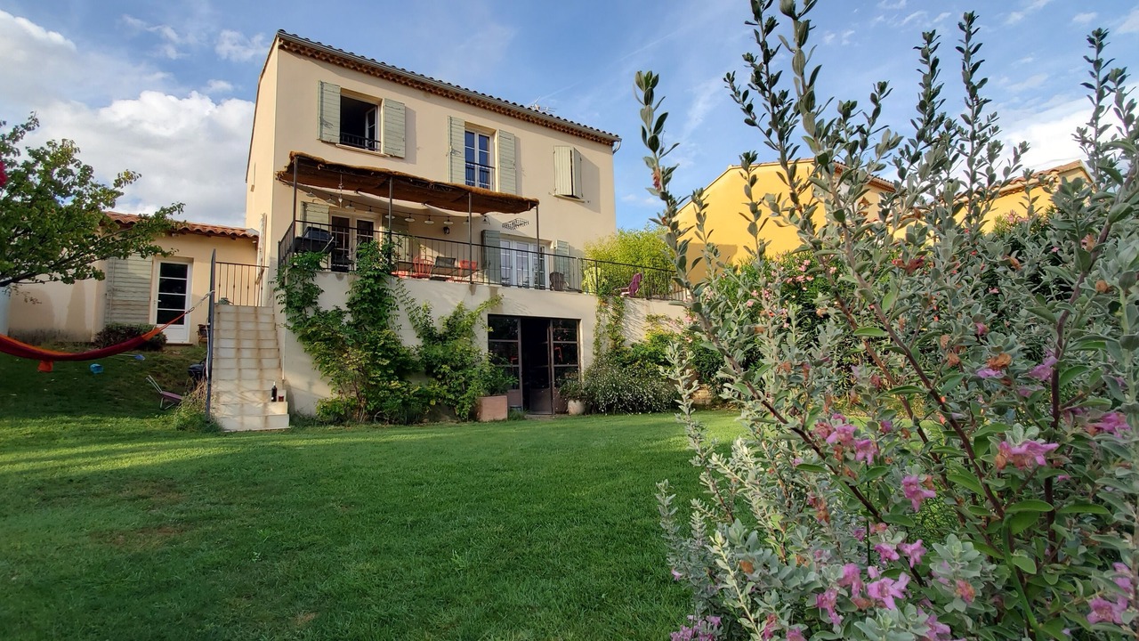 Photo of Outdoor in Cairanne