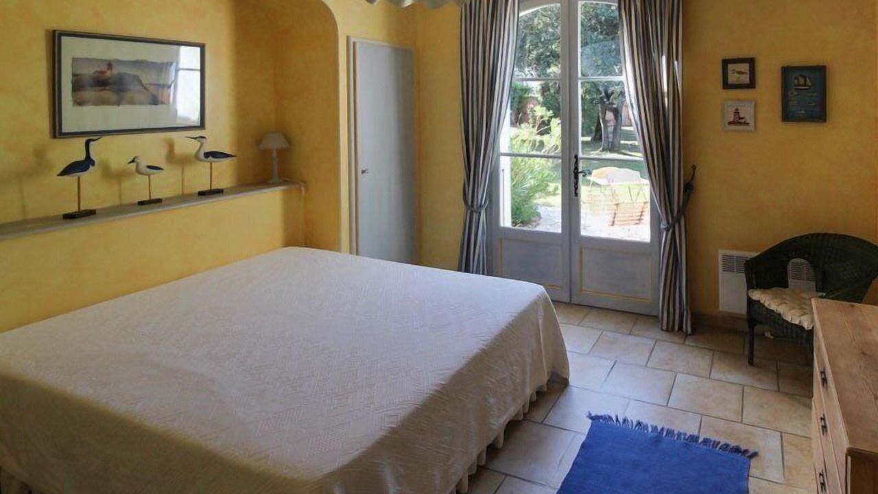 Photo of Bedroom in Mazan