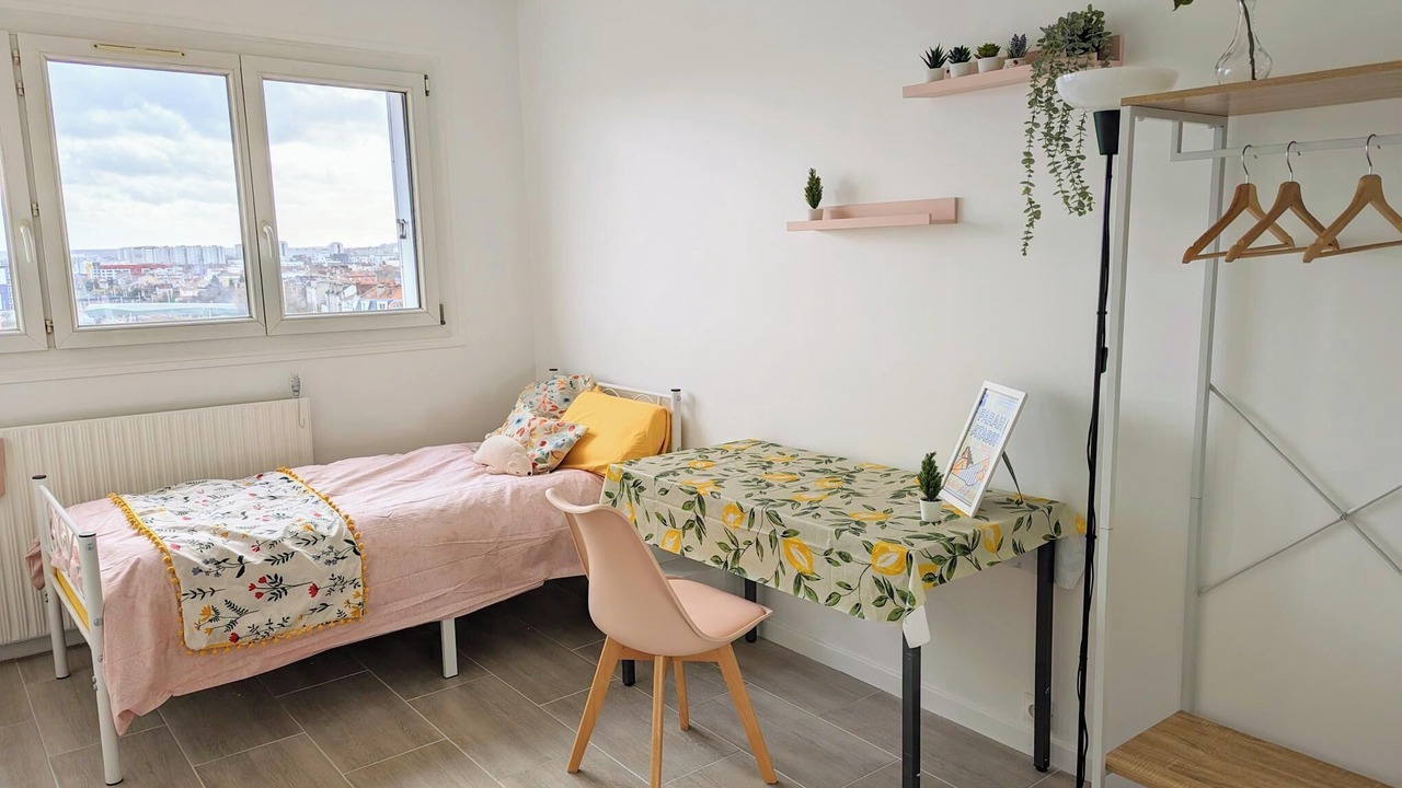 Photo of Bedroom in Choisy-le-Roi