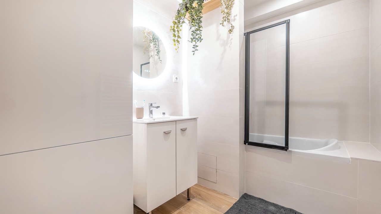 Photo of Bathroom in Villejuif