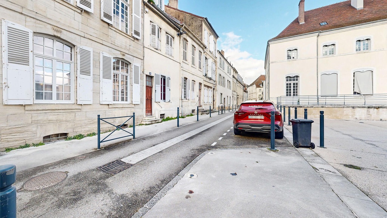 Photo of Others in Lons-le-Saunier