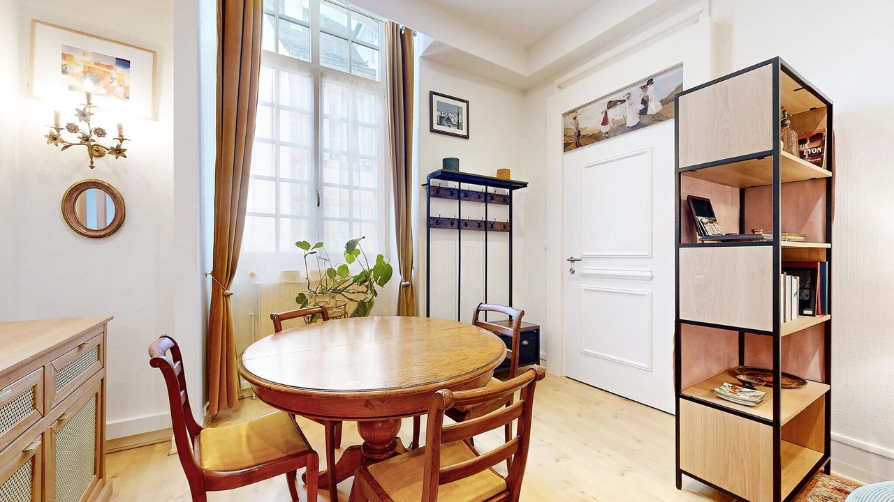 Photo of Bedroom in Lons-le-Saunier