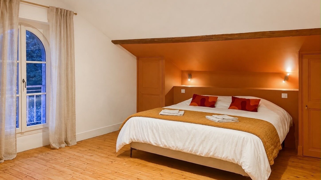 Photo of Bedroom in Ladoix-Serrigny