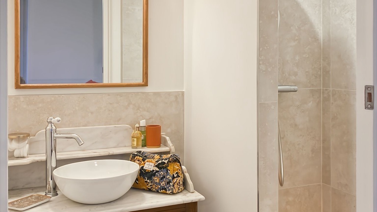 Photo of Bathroom in Ladoix-Serrigny