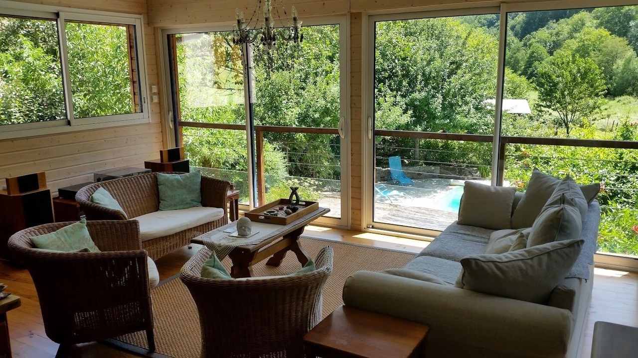 Photo of Livingroom in Druelle Balsac