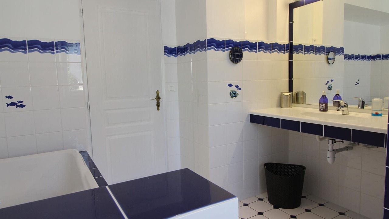 Photo of Bathroom in Semmadon
