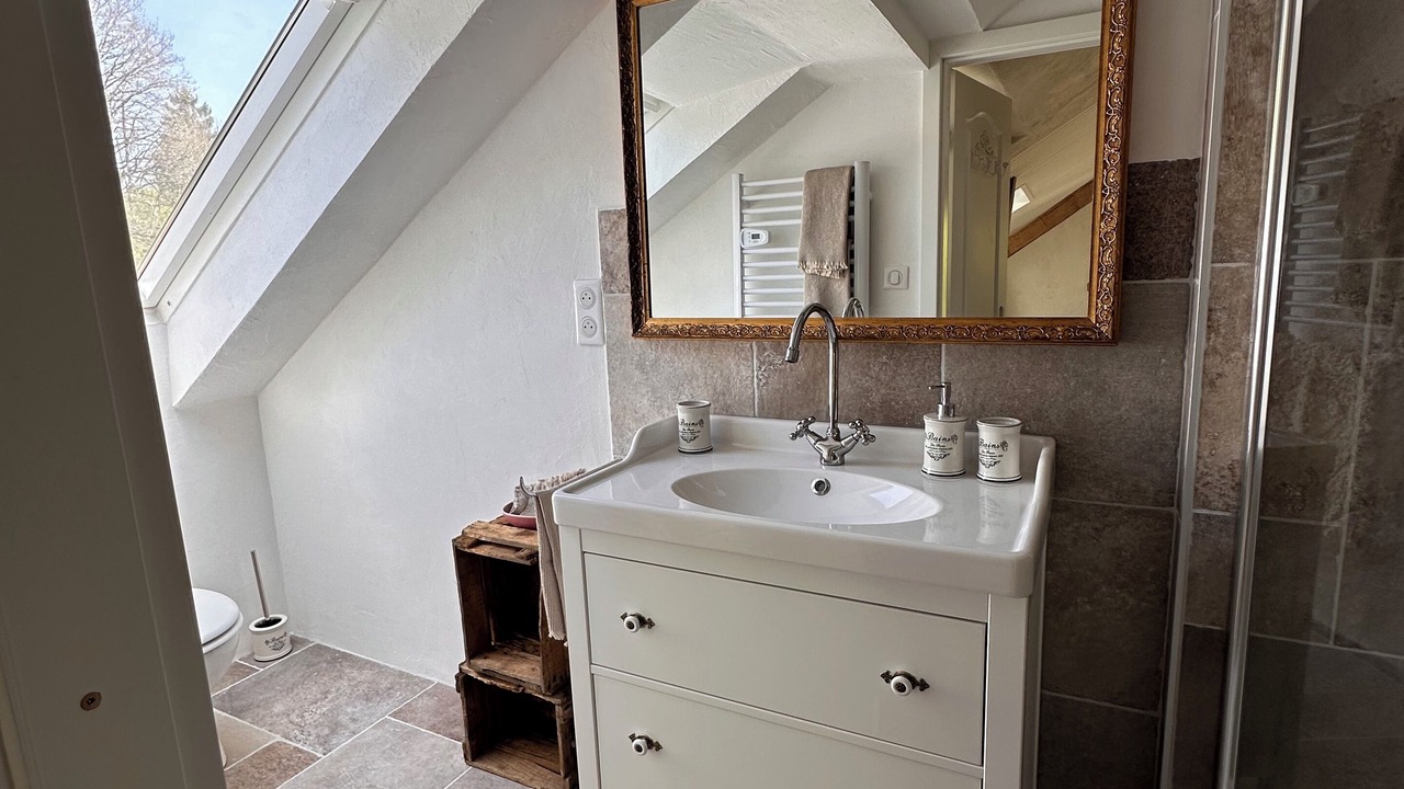 Photo of Bathroom in Francourt