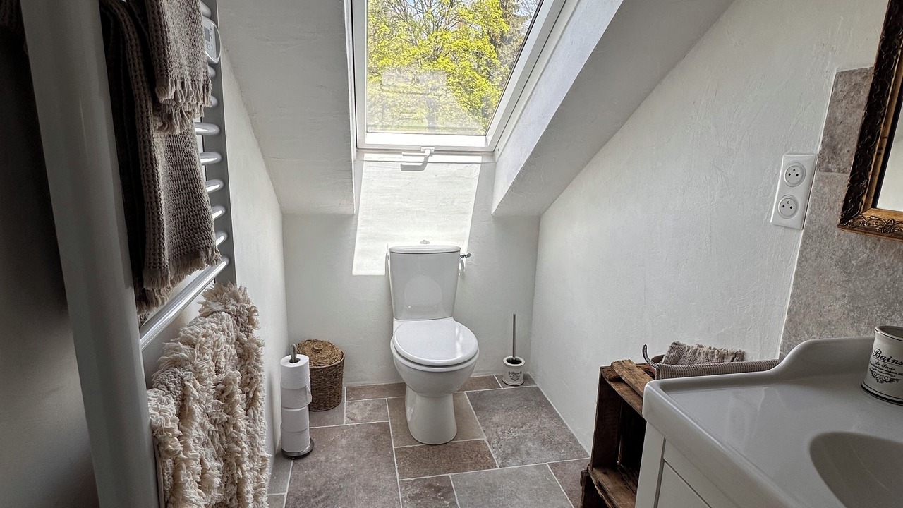 Photo of Bathroom in Francourt