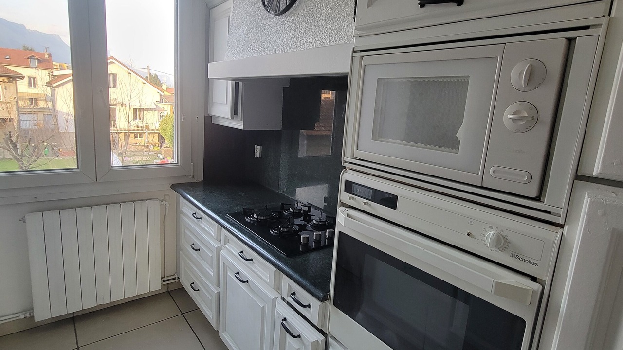 Photo of Kitchen in Saint-Martin-d'Heres