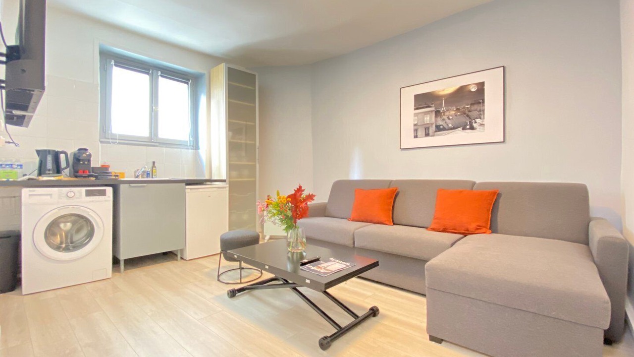 Photo of Livingroom in Quartier de la Salpetriere