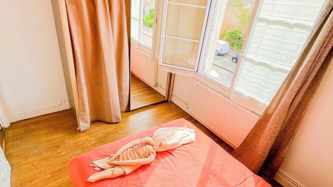 Photo of Bedroom in Athis-Mons